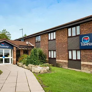Travelodge Newcastle Whitemare Pool Low Walker
